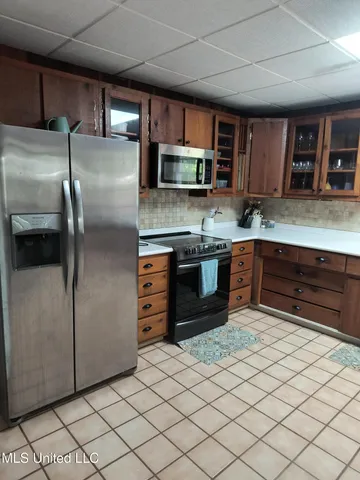 $2,350 | 171 St Charles Avenue, Biloxi, MS 39530