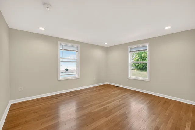 $299,900 | 17979 M-60, Vandalia, MI 49095