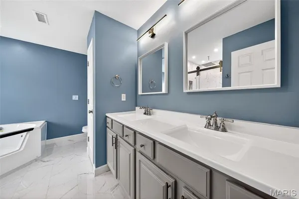 $435,000 | 2408 Liberty Drive, Maryville, IL 62062