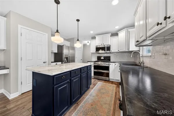 $435,000 | 2408 Liberty Drive, Maryville, IL 62062