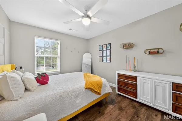 $435,000 | 2408 Liberty Drive, Maryville, IL 62062