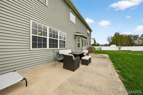 $435,000 | 2408 Liberty Drive, Maryville, IL 62062