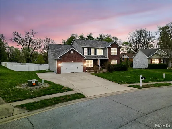 $435,000 | 2408 Liberty Drive, Maryville, IL 62062