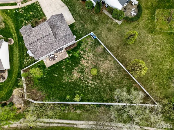 $435,000 | 2408 Liberty Drive, Maryville, IL 62062