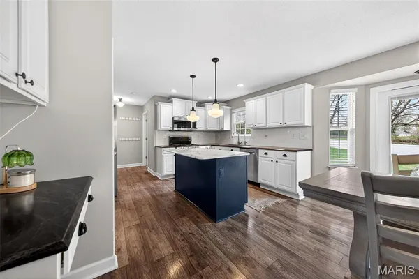 $435,000 | 2408 Liberty Drive, Maryville, IL 62062