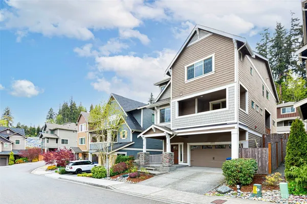 $4,500 | 20050 94th Avenue Northeast, Unit 33, Bothell, WA 98011