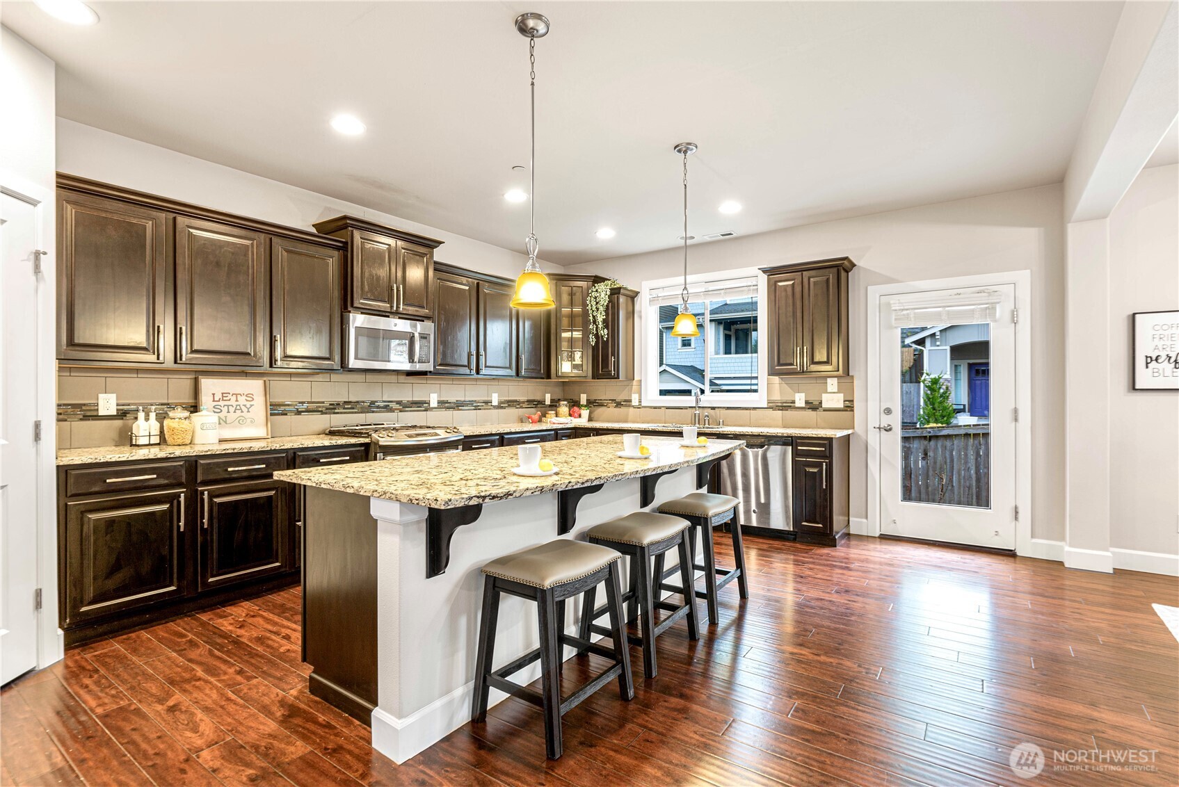 20050 94th Avenue Northeast, Unit 33 Bothell, WA 98011 - Photo 2 of 8