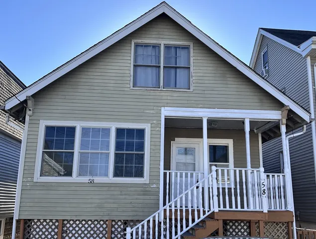 $2,800 | 58 Agawam Street, Revere, MA 02151