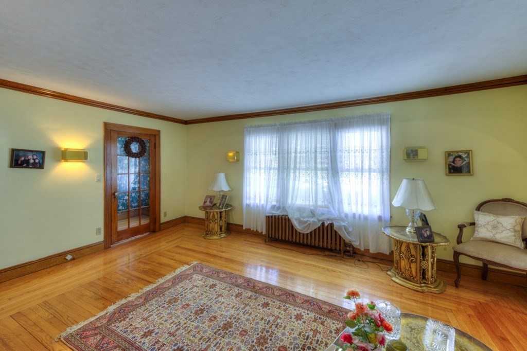 3 Longfellow Road Worcester, MA 01602 - Photo 12 of 33 a living room with furniture