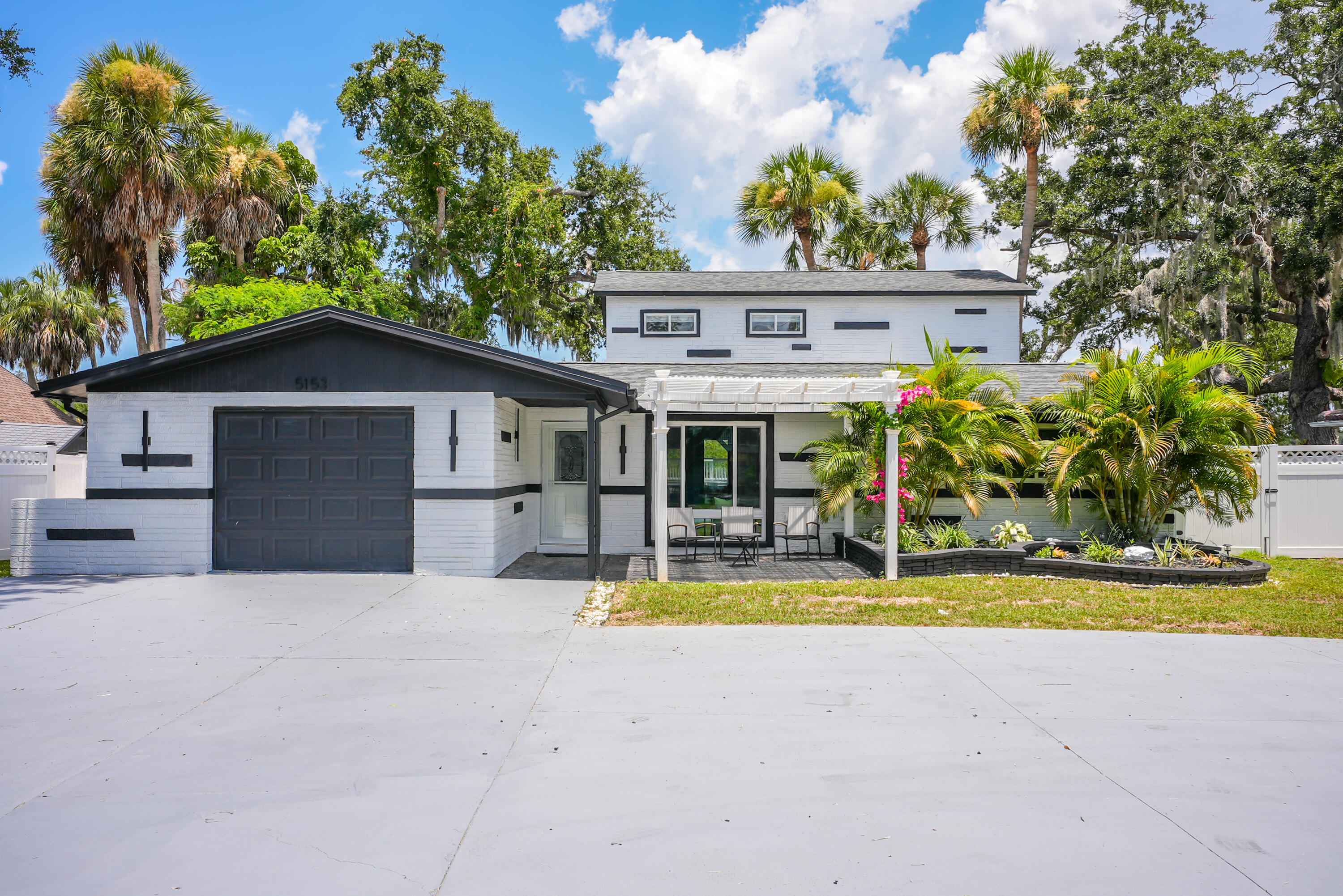 5153 Bay Boulevard Port Richey, FL 34668 - Photo 1 of 46 DSC09833-25