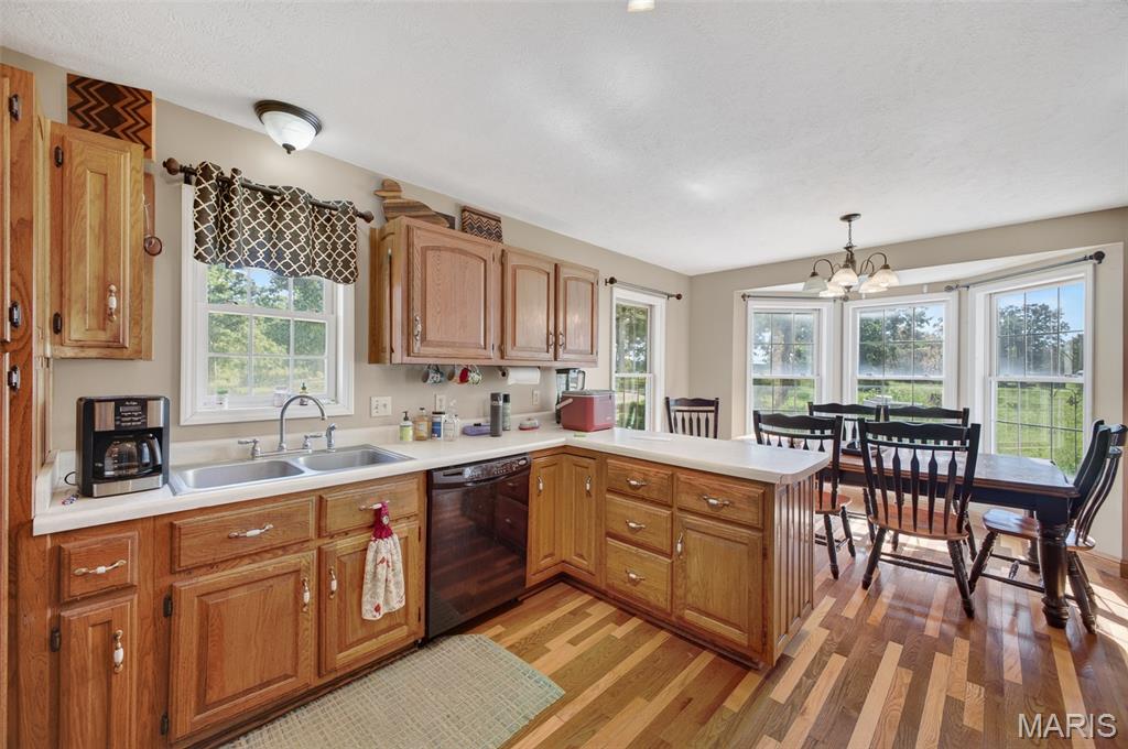 15161 Edison Road Lebanon, MO 65536 - Photo 12 of 86