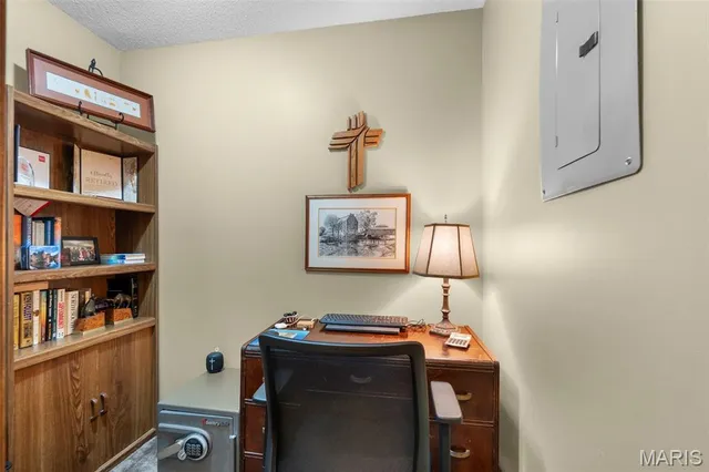 $407,900 | 2932 Bella Vista Drive, Cape Girardeau, MO 63701