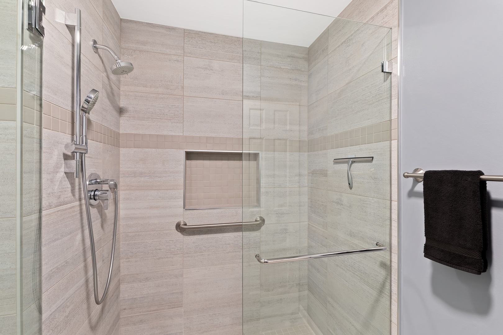 3950 Dundee Road, Unit 305 Northbrook, IL 60062 - Photo 17 of 26