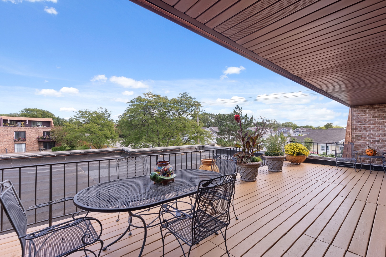 3950 Dundee Road, Unit 305 Northbrook, IL 60062 - Photo 5 of 26