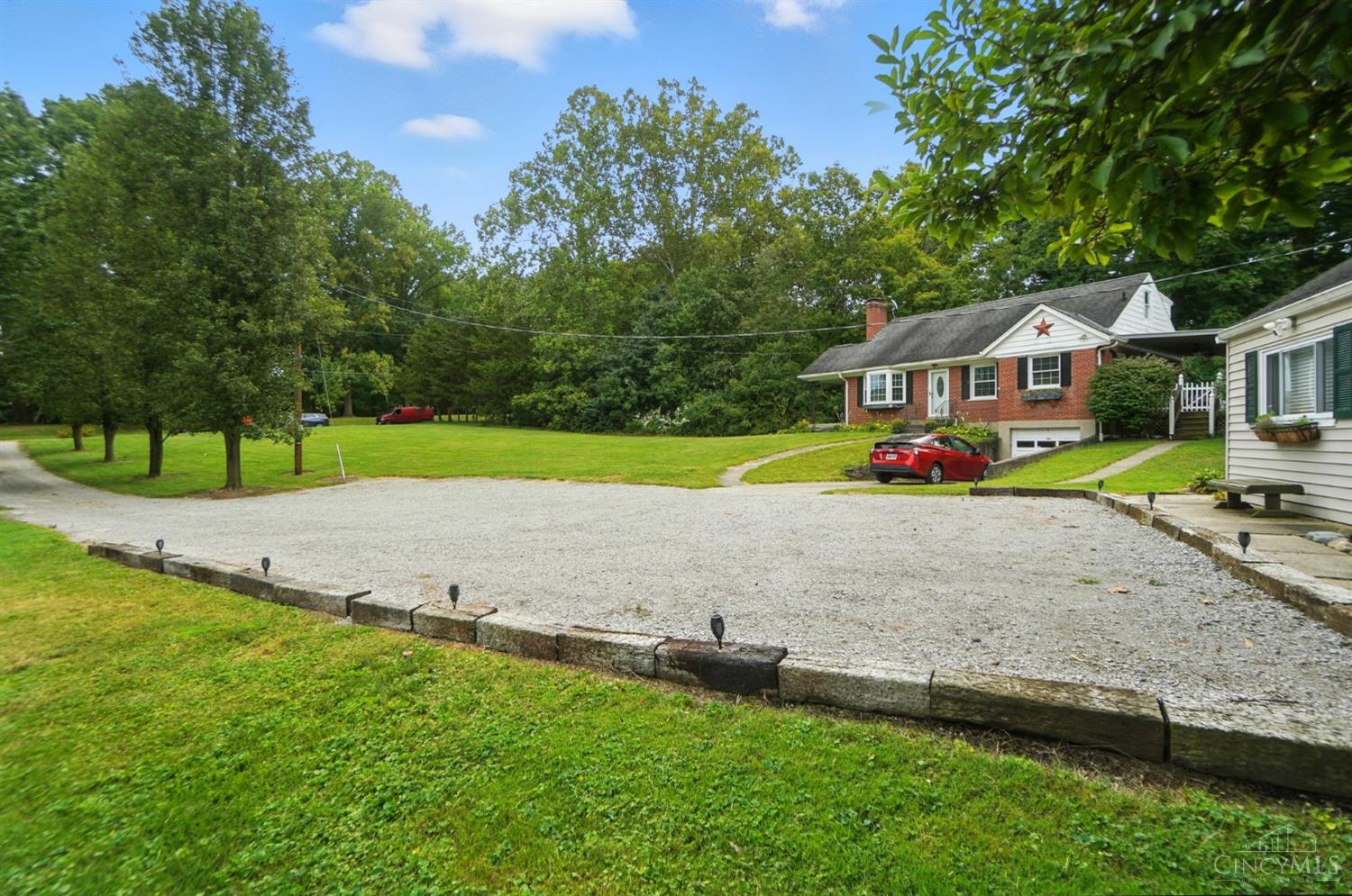 1503 Covered Bridge Road Cincinnati, OH 45231 - Photo 32 of 33
