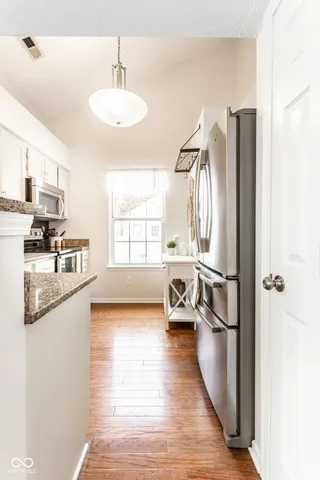 $275,000 | 9677 Pine Ridge E Drive, Fishers, IN 46038