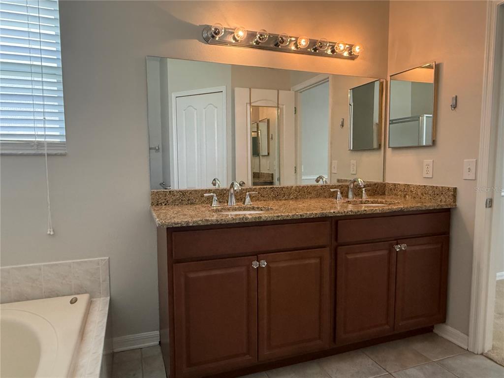 12521 Sparkleberry Road Tampa, FL 33626 - Photo 25 of 41