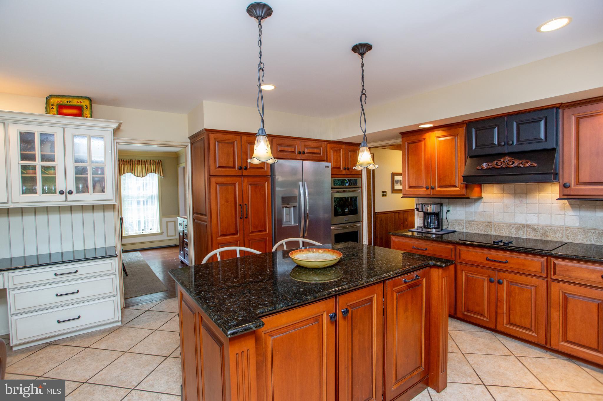 950 Camelot Road Furlong, PA 18925 - Photo 18 of 106