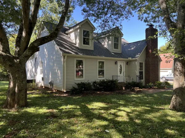 $450,000 | 1518 Belle Oaks Drive, Murfreesboro, TN 37130