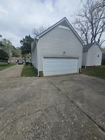 $450,000 | 1518 Belle Oaks Drive, Murfreesboro, TN 37130