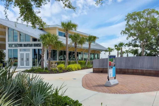 $377,000 | 20337 Benissimo Drive, Venice, FL 34293