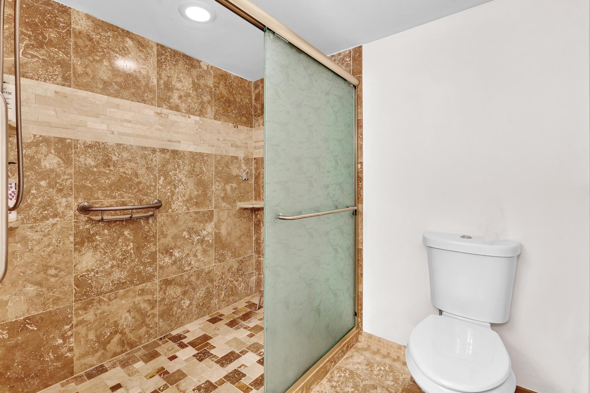 17372 Boca Club Boulevard, Unit 405 Boca Raton, FL 33487 - Photo 44 of 73 Owner's 7