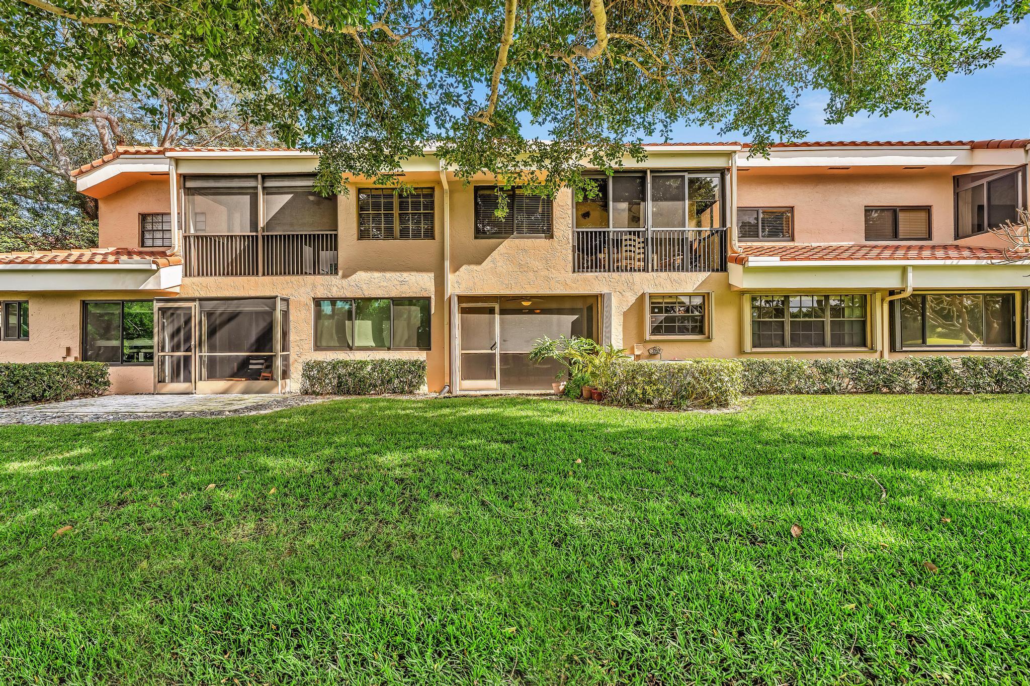 17372 Boca Club Boulevard, Unit 405 Boca Raton, FL 33487 - Photo 53 of 73 Exterior Back 2