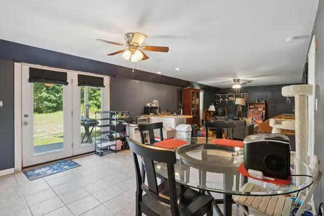 $550,000 | 1569 Roosevelt Trail, Raymond, ME 04071