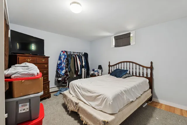 $550,000 | 1569 Roosevelt Trail, Raymond, ME 04071