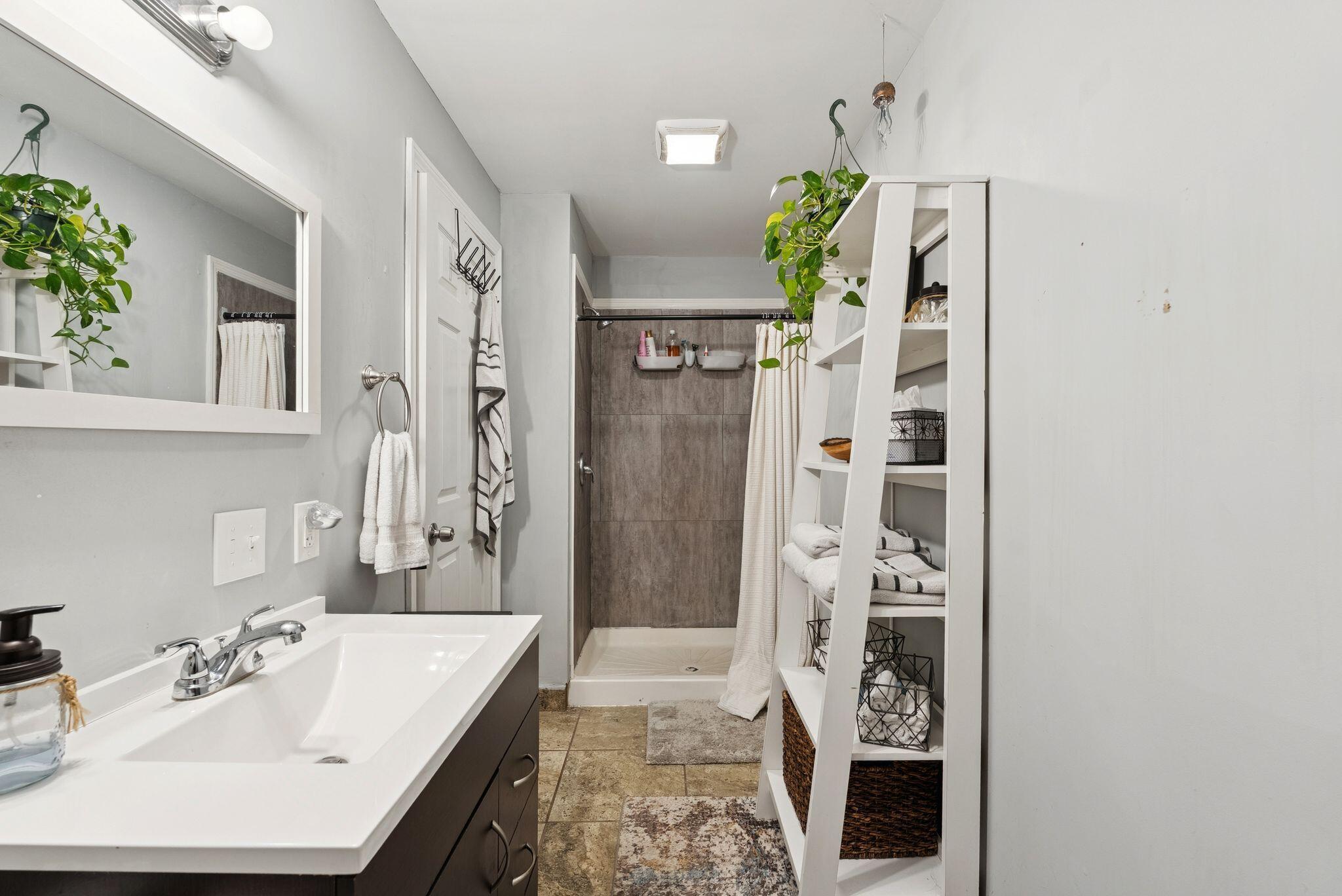 1569 Roosevelt Trail Raymond, ME 04071 - Photo 32 of 40 45_DSC02070