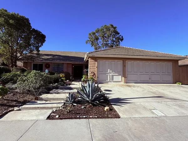 $4,600 | 3439 Lakewood Street, Carlsbad, CA 92010