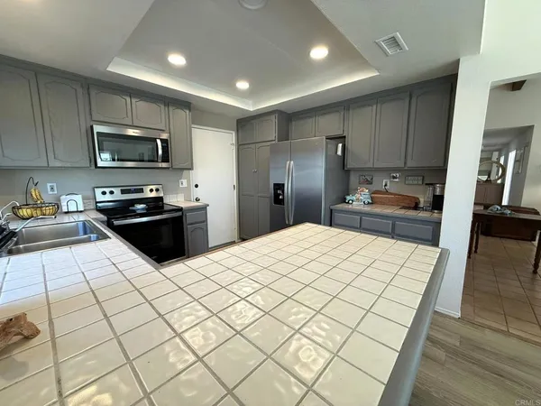 $4,600 | 3439 Lakewood Street, Carlsbad, CA 92010