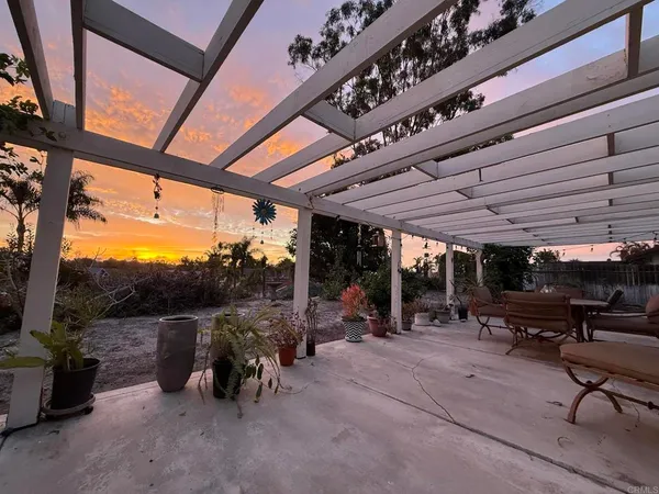 $4,600 | 3439 Lakewood Street, Carlsbad, CA 92010