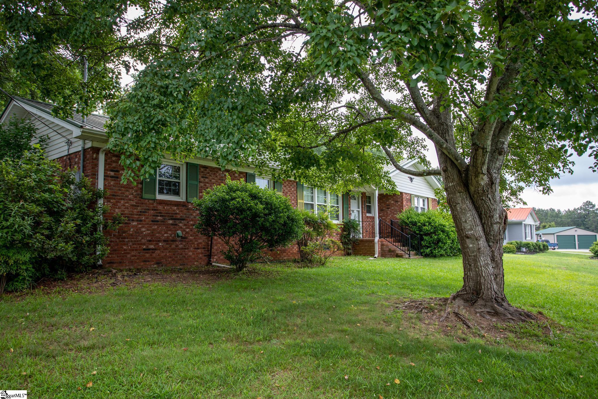 103 Ridgeland Circle Easley, SC 29640 - Photo 2 of 31 Gallery Image 2