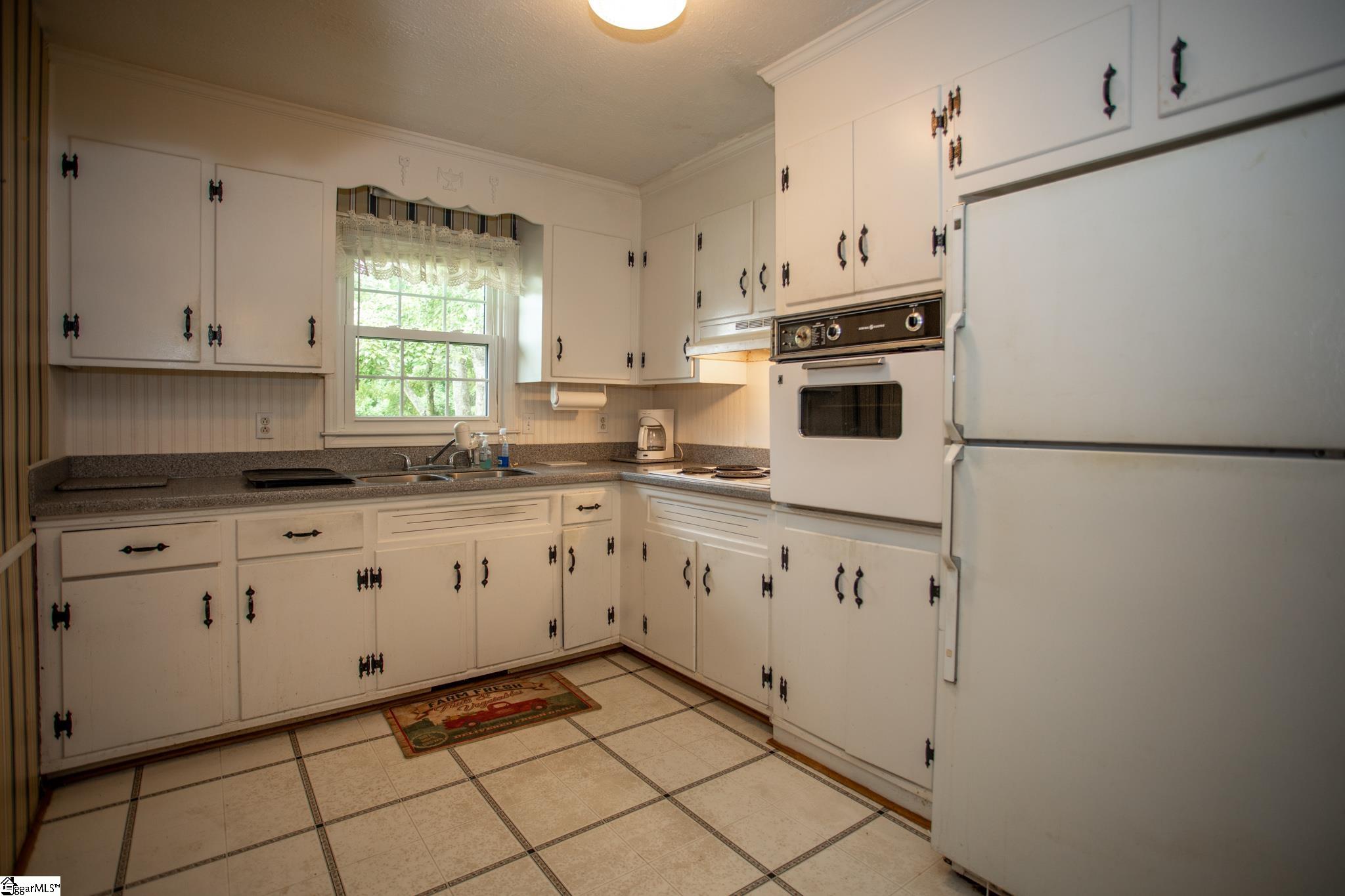 103 Ridgeland Circle Easley, SC 29640 - Photo 7 of 31 Gallery Image 7