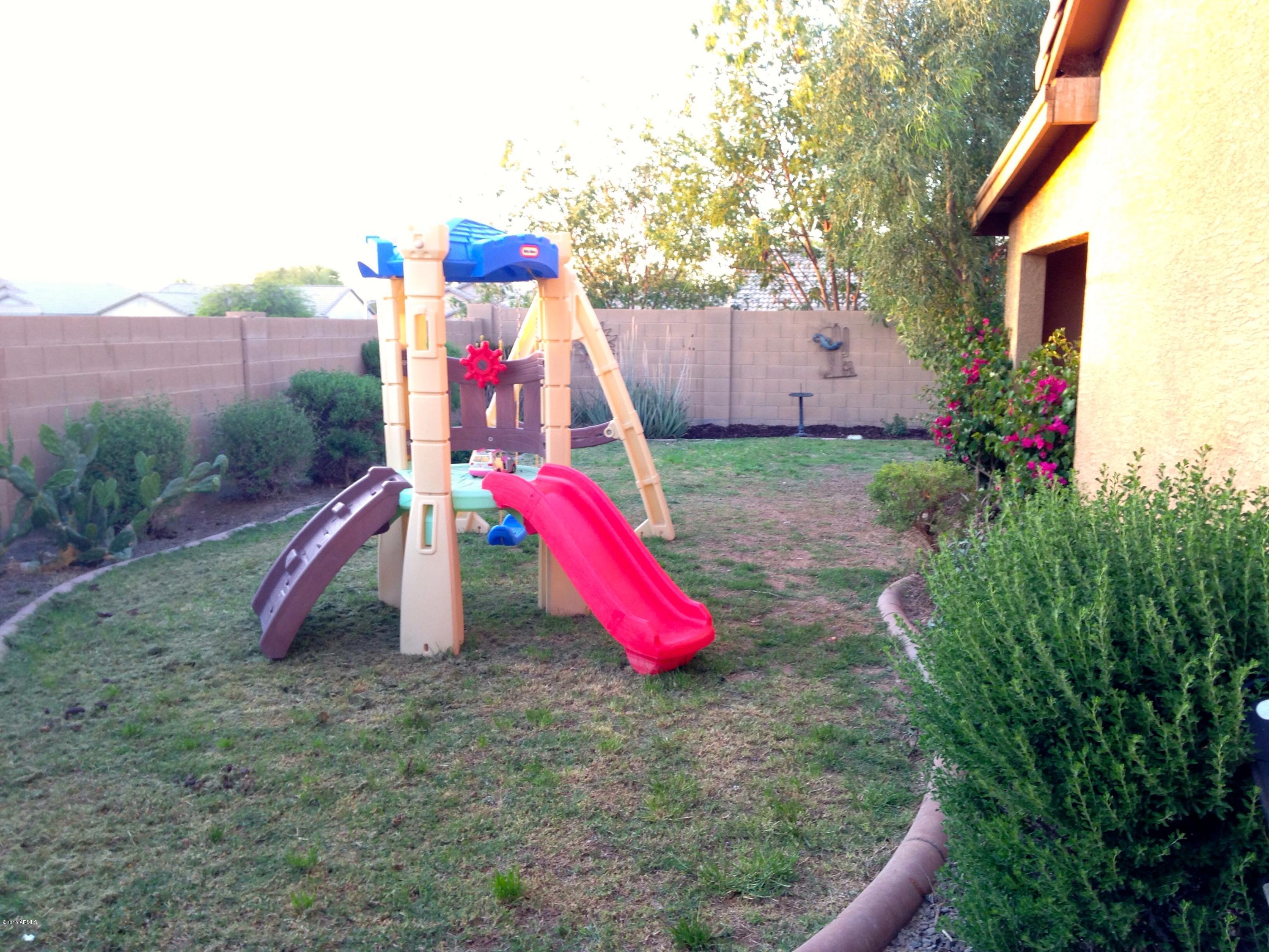 1112 West Carson Road Phoenix, AZ 85041 - Photo 20 of 40 Backyard