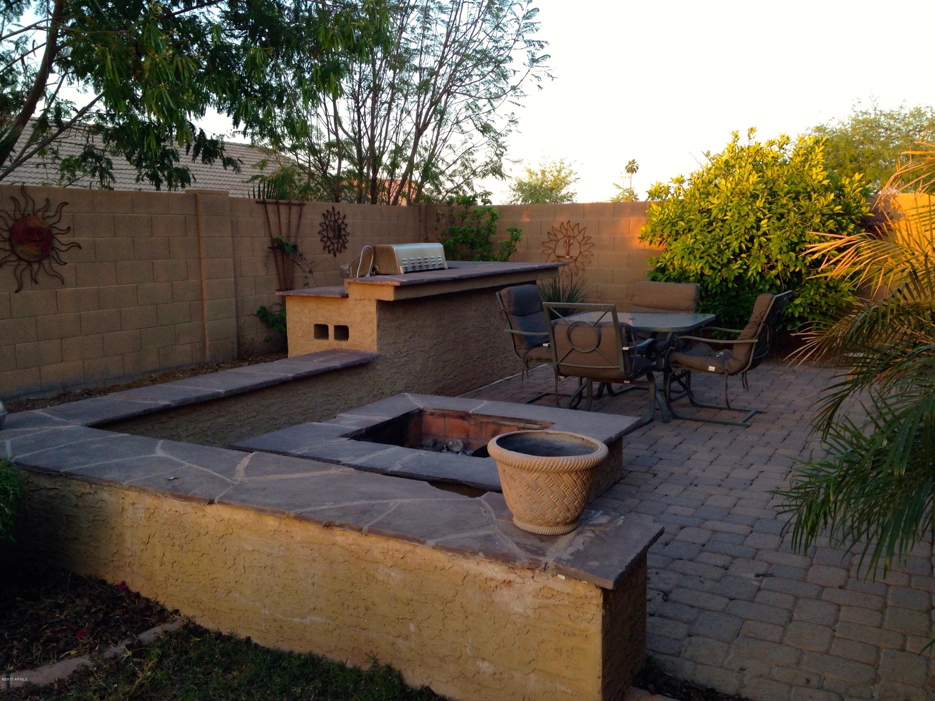1112 West Carson Road Phoenix, AZ 85041 - Photo 2 of 40 Built-in BBQ & Firepit
