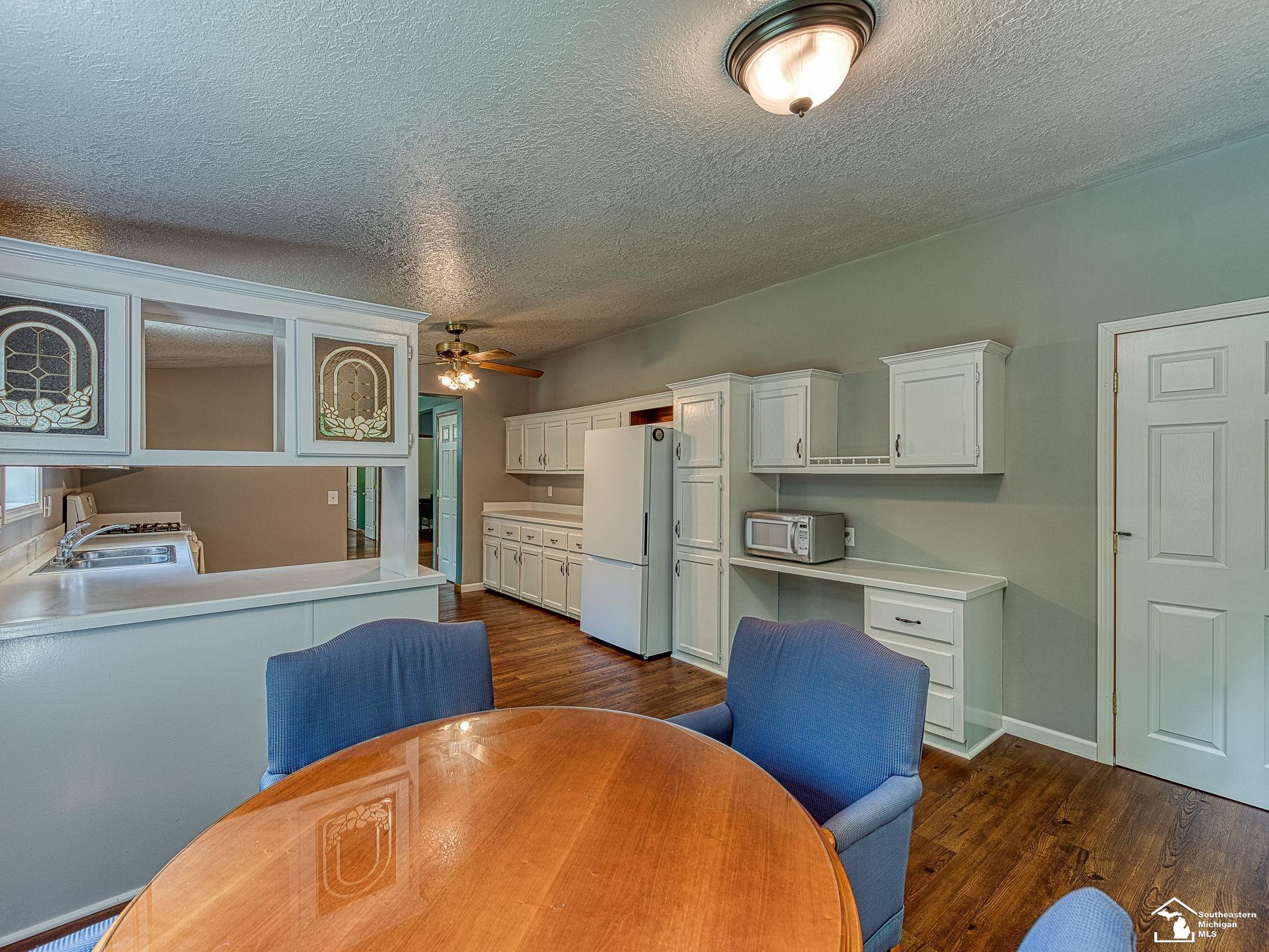 13313 Wanty Road Milan, MI 48160 - Photo 4 of 46