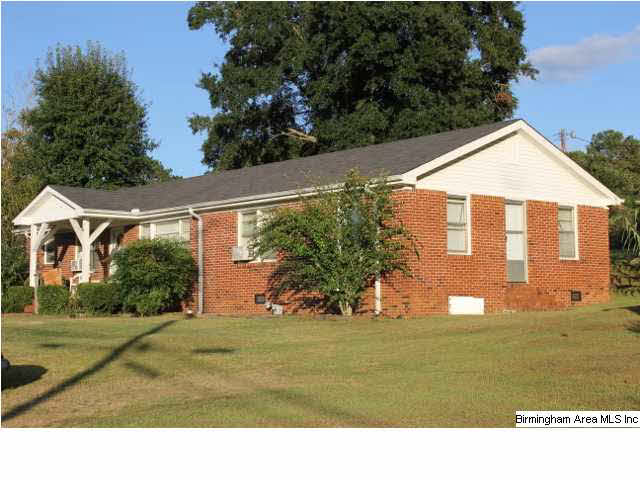 800 Oldfield Road North Sylacauga, AL 35150 - Photo 1 of 12