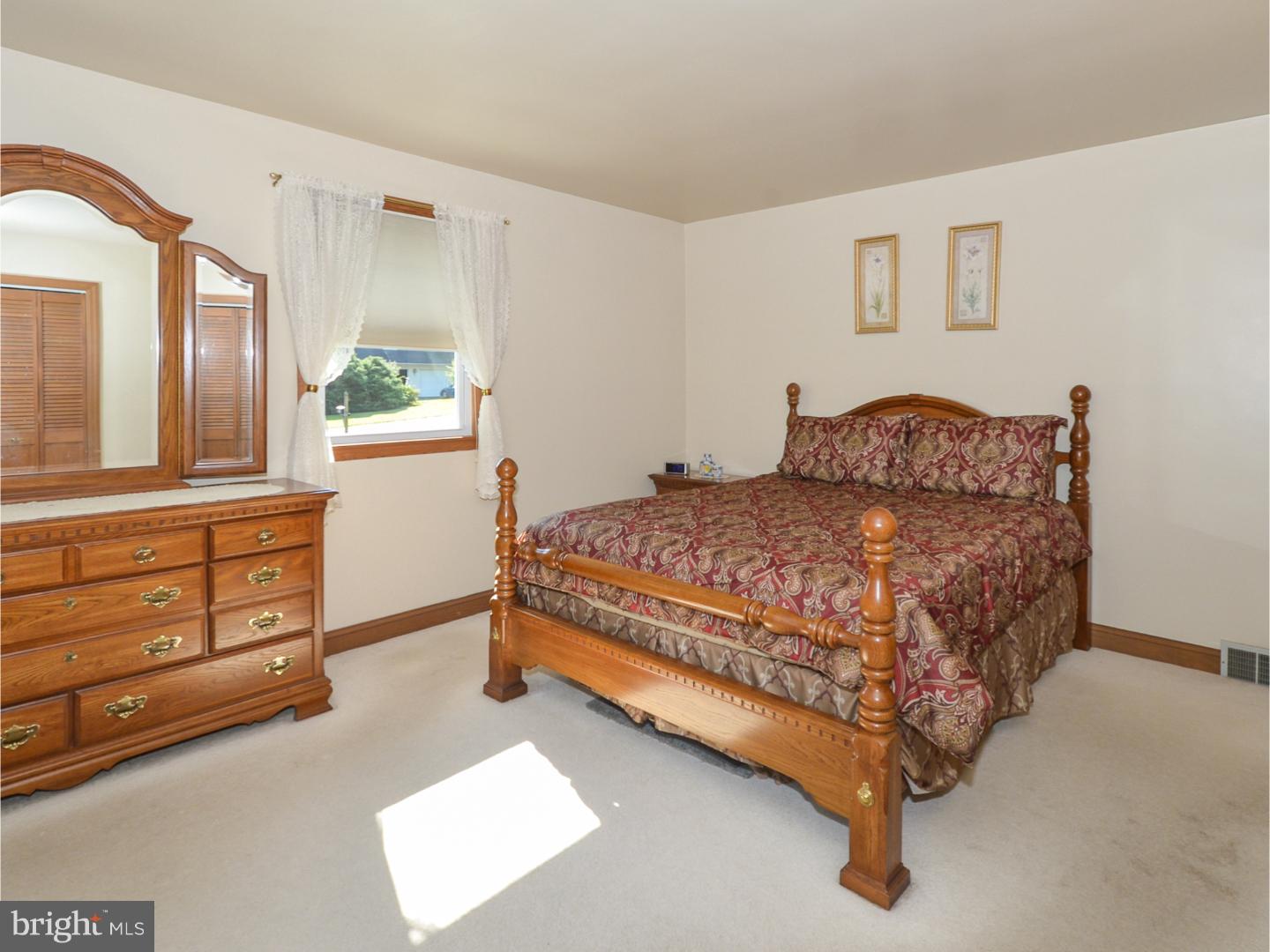 625 Pinney Road Huntingdon Valley, PA 19006 - Photo 12 of 25 Gallery Image 12