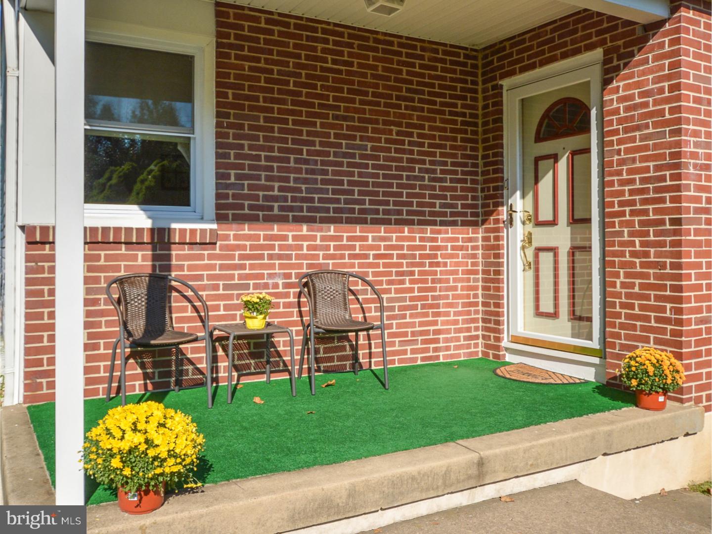 625 Pinney Road Huntingdon Valley, PA 19006 - Photo 4 of 25 Gallery Image 4