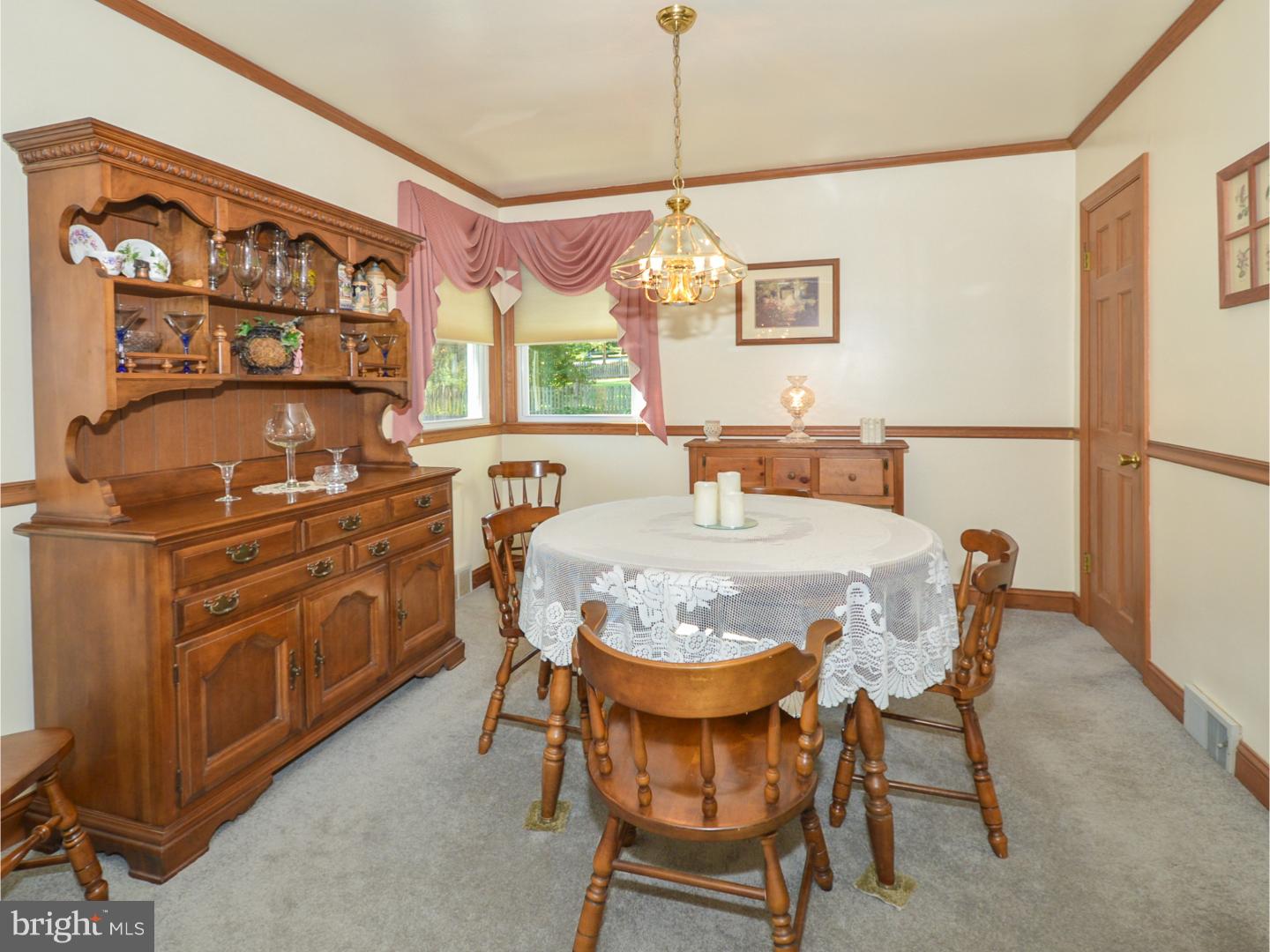 625 Pinney Road Huntingdon Valley, PA 19006 - Photo 7 of 25 Gallery Image 7
