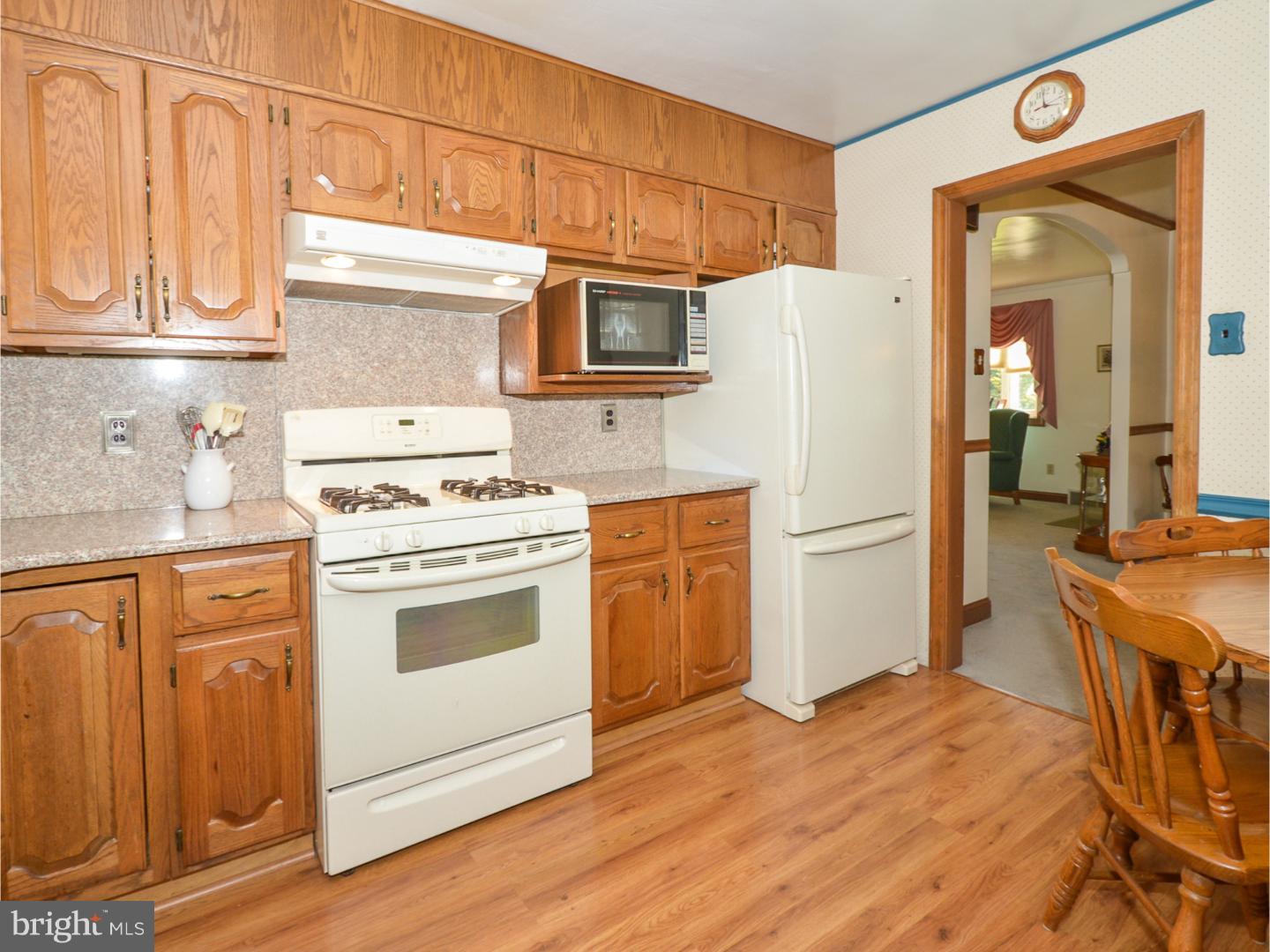 625 Pinney Road Huntingdon Valley, PA 19006 - Photo 9 of 25 Gallery Image 9