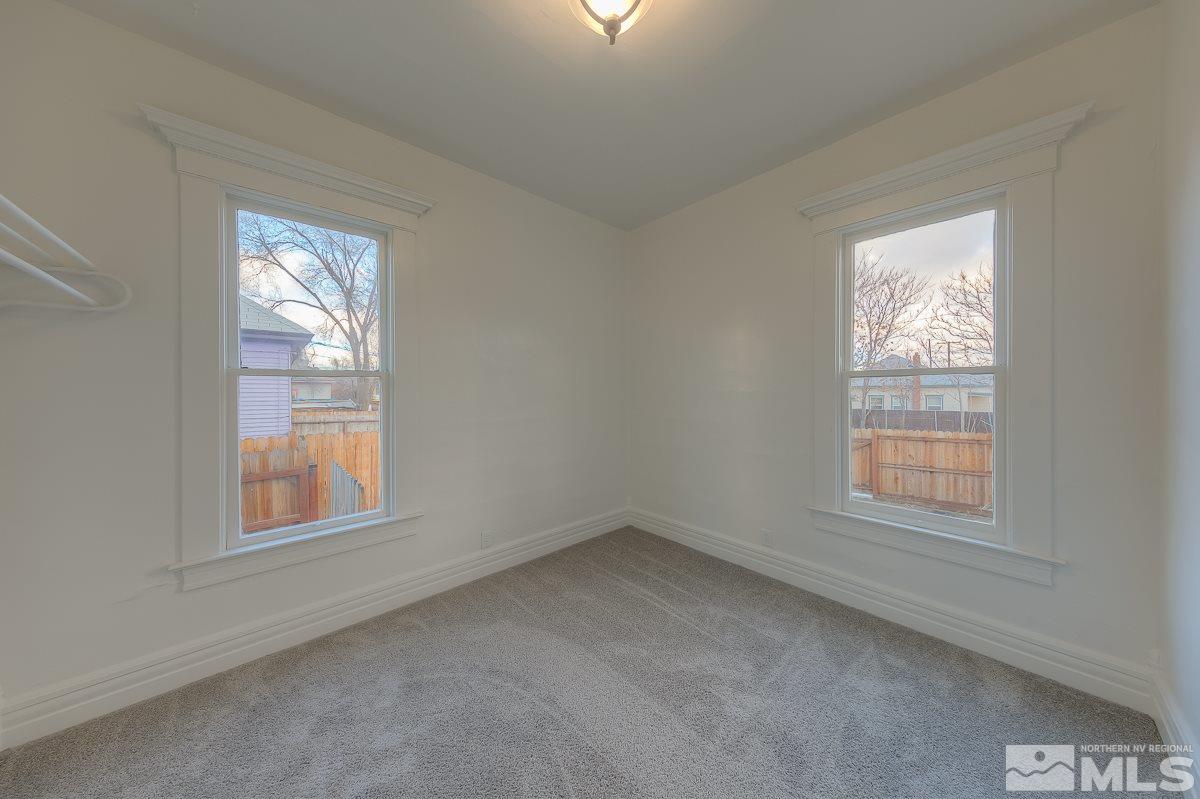 604 Elko Avenue Reno, NV 89512 - Photo 9 of 23 Photo 9