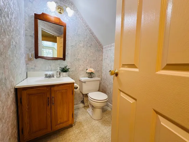 $499,900 | 15 South Plain Road, Sunderland, MA 01375