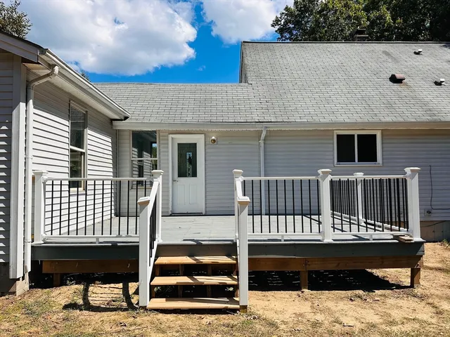 $499,900 | 15 South Plain Road, Sunderland, MA 01375