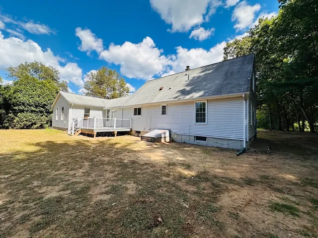 $499,900 | 15 South Plain Road, Sunderland, MA 01375