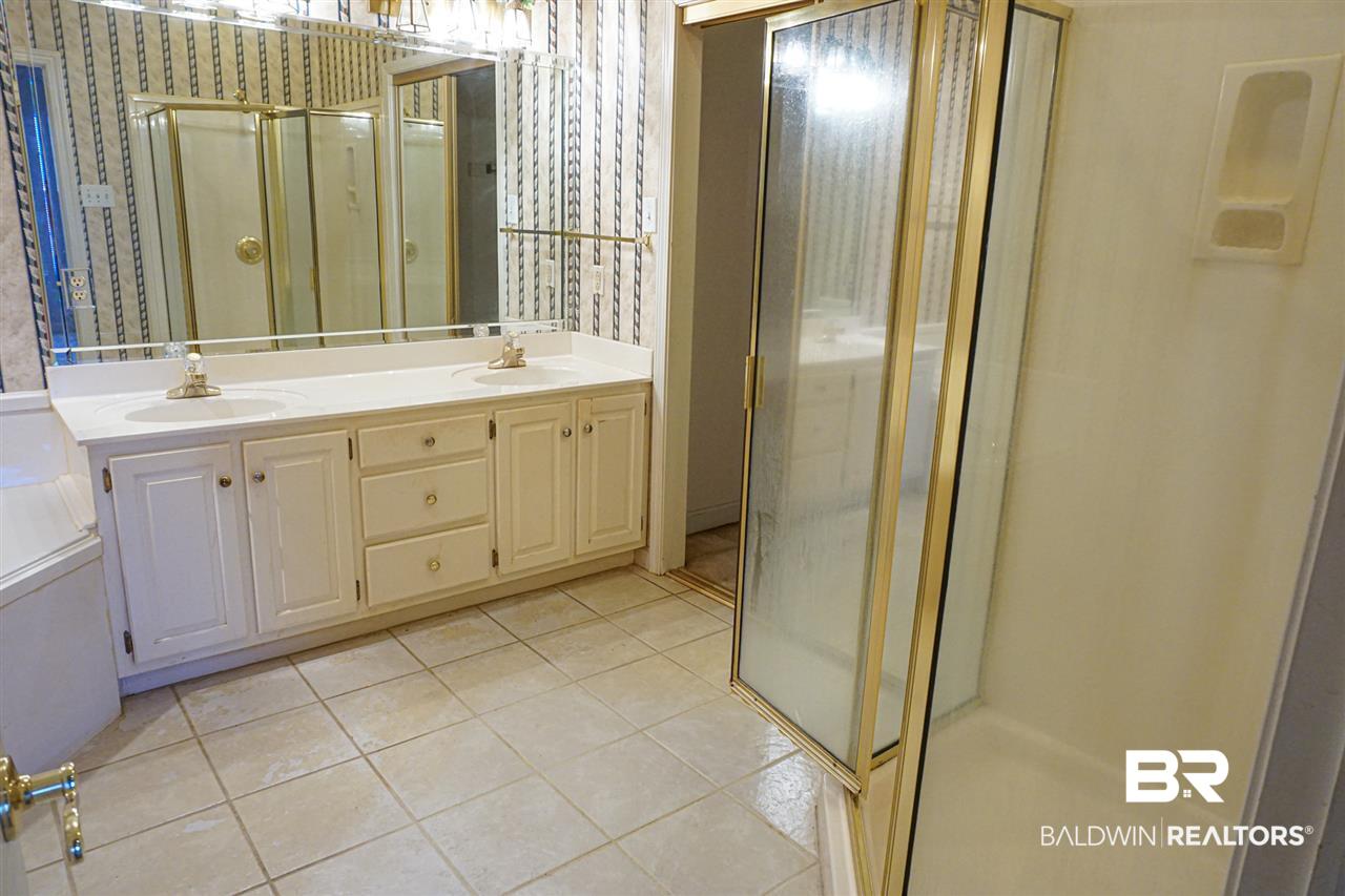 460 Wedgefield Drive South Mobile, AL 36608 - Photo 12 of 16