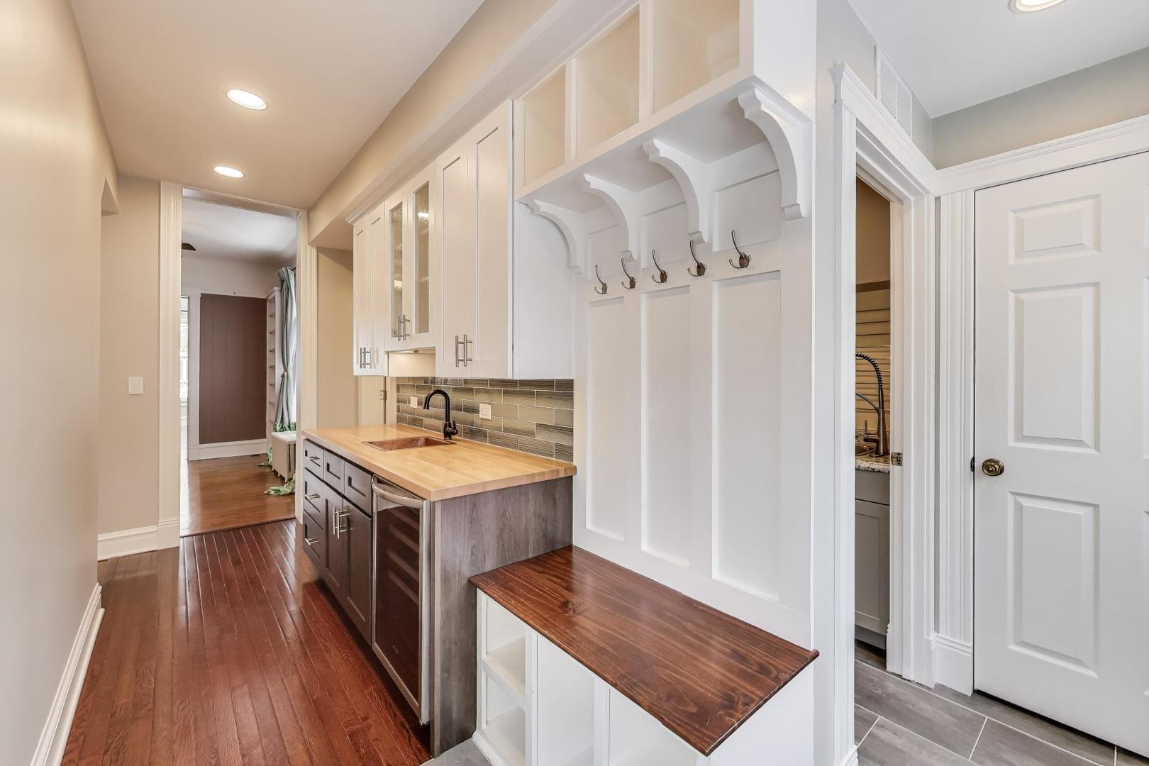 1006 Forest Avenue Evanston, IL 60202 - Photo 15 of 70