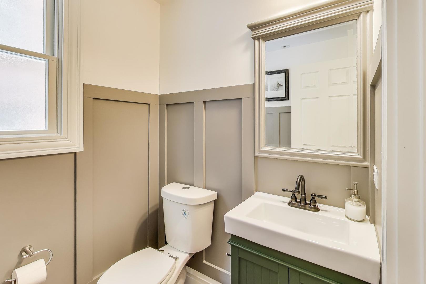 1006 Forest Avenue Evanston, IL 60202 - Photo 17 of 70